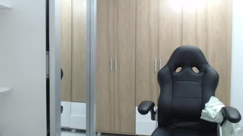 Roxana online show from 01.13.25