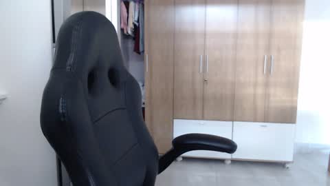 Roxana online show from 01.21.25