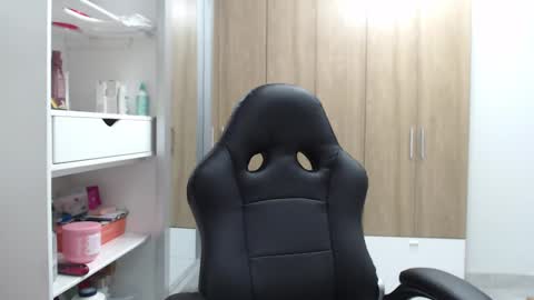 Roxana online show from 02.11.25