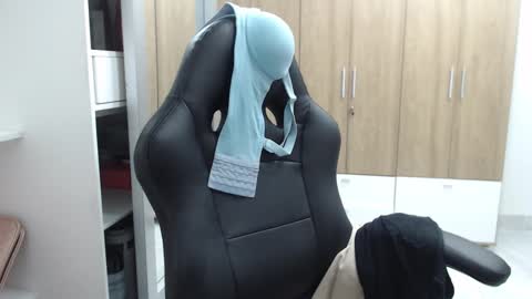 Roxana online show from 02.15.25