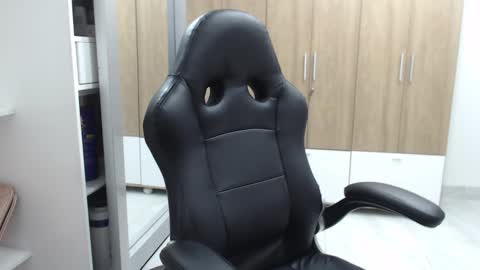 Roxana online show from 02.16.25