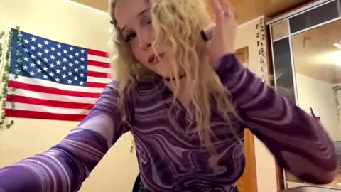 Snapshot of roxanneleaton chatting on 02.28.26 Molly online show from 02.28.26