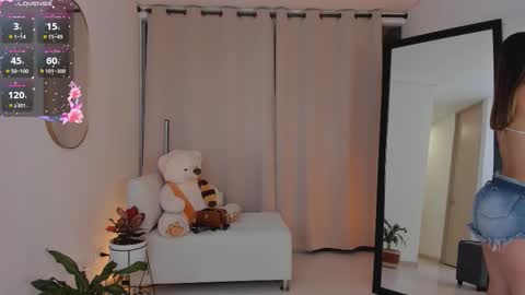  R O X I E  online show from 09.14.25