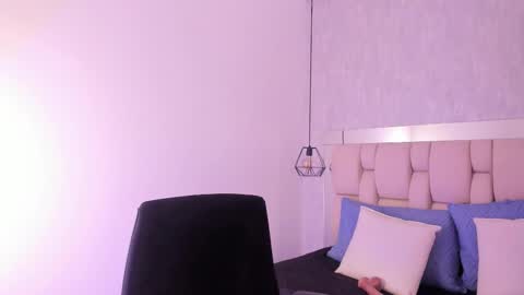 Roxie  online show from 01.23.25