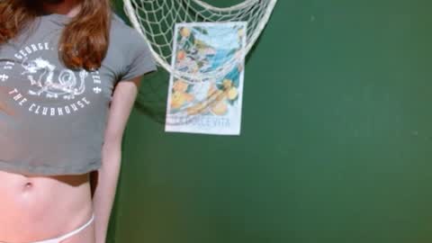 Snapshot of roxiehood chatting on 09.25.25 Roxie online show from 09.25.25