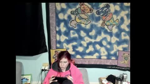 Snapshot of roxihazeleyes chatting on 03.05.25 roxihazeleyes online show from 03.05.25