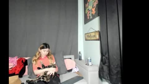 roxihazeleyes online show from 02.05.26