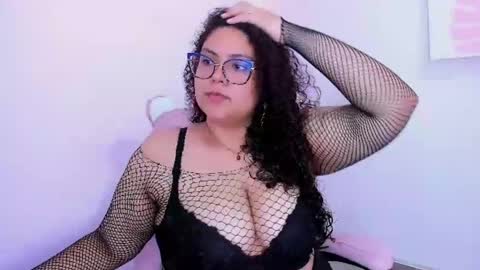 Roxana online show from 04.25.26