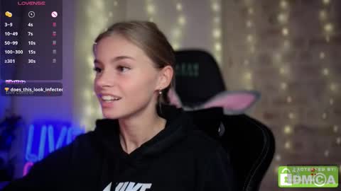 Roxieex ABBY online show from 11.06.25