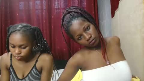 Snapshot of roxy_heather chatting on 03.14.26 Roxy online show from 03.14.26