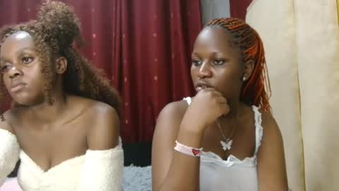 Snapshot of roxy_heather chatting on 03.23.26 Roxy online show from 03.23.26