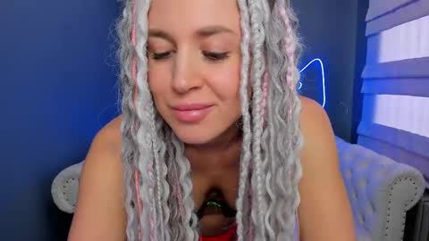 Snapshot of roxy_mars chatting on 02.17.25 Roxy online show from 02.17.25