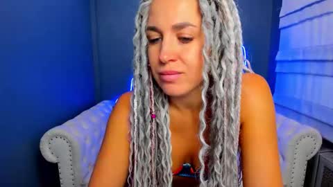 Snapshot of roxy_mars chatting on 09.11.25 Roxy online show from 09.11.25