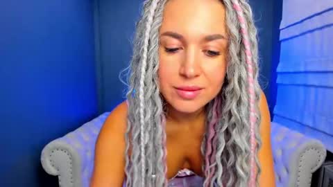 Snapshot of roxy_mars chatting on 10.09.25 Roxy online show from 10.09.25