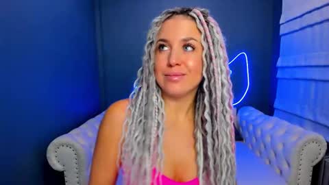 Snapshot of roxy_mars chatting on 10.24.25 Roxy online show from 10.24.25