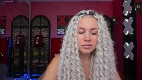 Roxy online show from 05.19.26