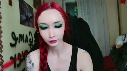 Snapshot of roxy_silver chatting on 06.03.26 Roxy online show from 06.03.26