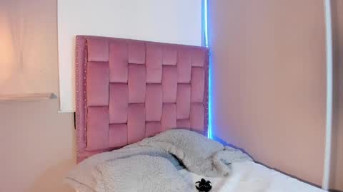 roxy_stone1 online show from 03.31.26