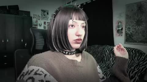 Roxy Independient model Help me to reach 50 thumbs up online show from 06.04.26