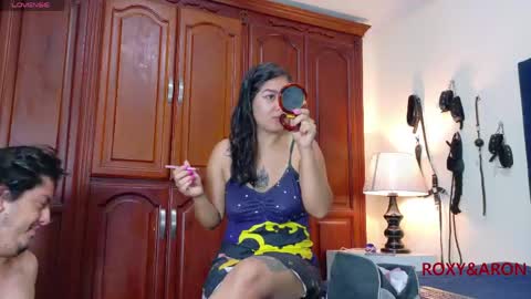 RoxyAron online show from 05.15.26