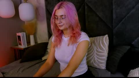 Roxy online show from 05.16.26