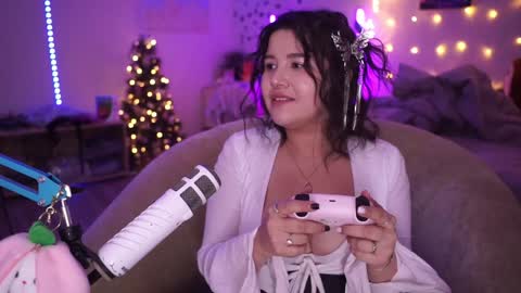 roxysuh online show from 12.13.24