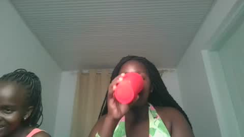 Snapshot of royal_goddes2 chatting on 07.28.26 royal_goddes2 online show from 07.28.26