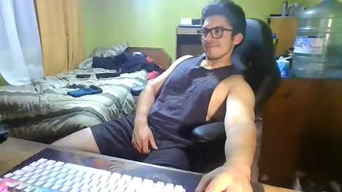 Snapshot of rpaulo25 chatting on 03.18.26 rpaulo25 online show from 03.18.26