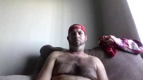 rubbingoneout714 online show from 02.26.25