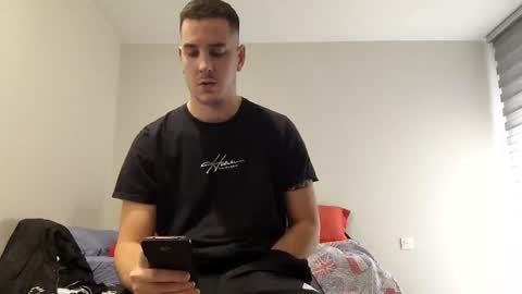 Dechill22 online show from 12.13.24