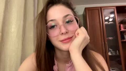 Adel online show from 05.26.26