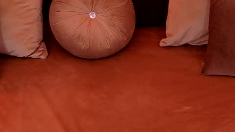 Ruby Luxe online show from 04.04.26