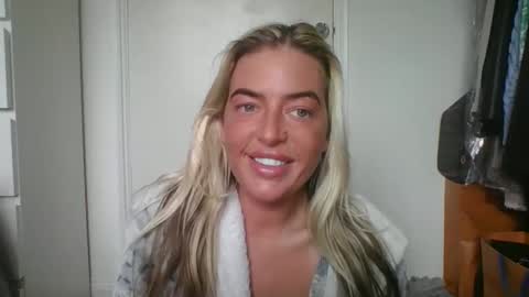 Snapshot of rubyredxxxoxxx chatting on 01.04.25 rubyredxxxoxxx online show from 01.04.25