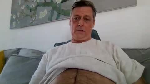 Snapshot of rudeski chatting on 04.21.26 rudeski online show from 04.21.26