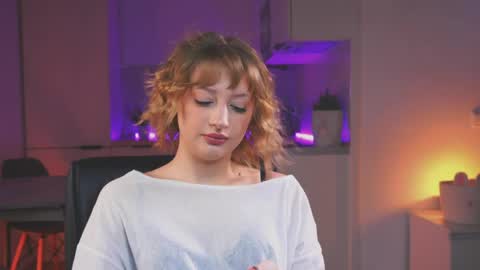 Mila online show from 04.04.26