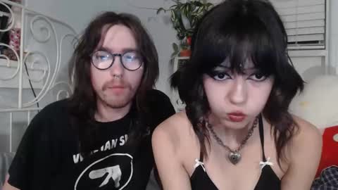 ruinedsistr online show from 11.17.25