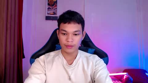 russ_skyxx online show from 01.28.25