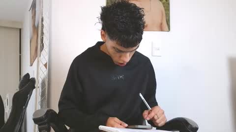 Snapshot of russell_adams_ chatting on 02.26.26 R U S S E L L online show from 02.26.26