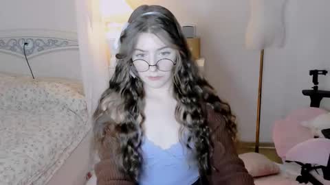 Snapshot of ruth_morse chatting on 02.07.26 MY FANSLY online show from 02.07.26