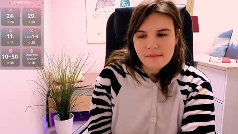 Ruyjin online show from 01.25.25