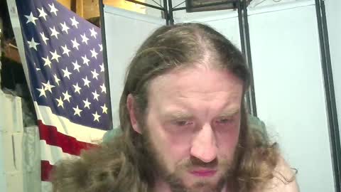 rwb1982 online show from 10.18.25