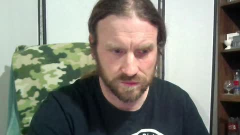 rwb1982 online show from 04.19.26