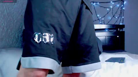 Ryannhill  online show from 01.26.25