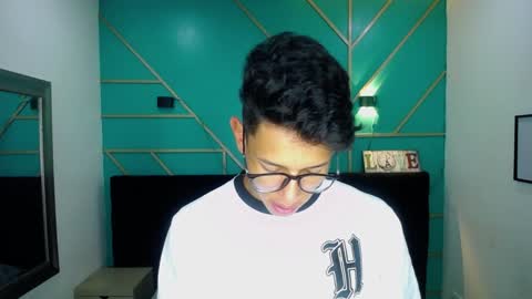 RyanPricee online show from 01.03.25