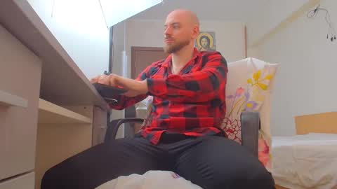 Ryanstone  online show from 04.09.26