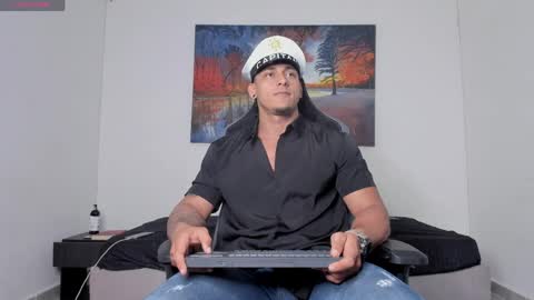 Snapshot of ryanwhite3 chatting on 04.12.26 ryanwhite3 online show from 04.12.26