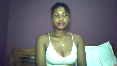 Snapshot of rycie chatting on 11.18.25 Rycie online show from 11.18.25