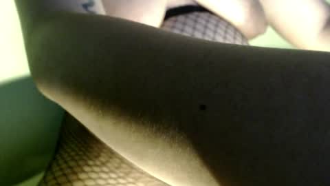 SINGLE WIDOWED MOM online show from 06.26.26