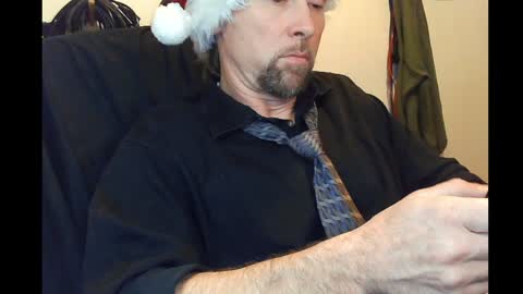 Snapshot of rynoxox chatting on 12.15.24 rynoxox online show from 12.15.24