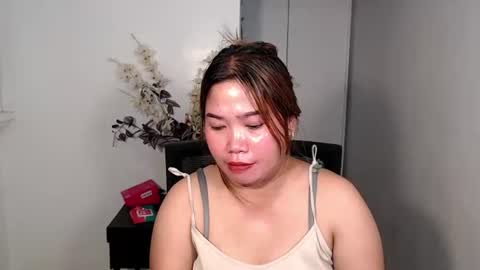 Snapshot of rys_goddess chatting on 07.12.26 rys_goddess online show from 07.12.26